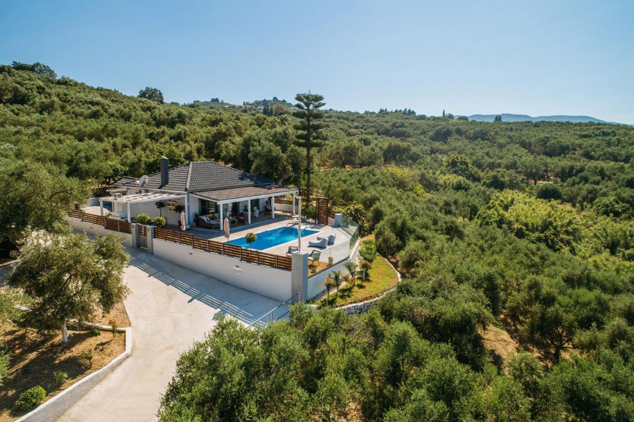 Villa Venia - Cozy Escape With Scenic Sew View, By Zantewize Tragaki Exterior photo
